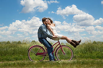uomo, donna, equitazione, bicicletta, coppia, bici rossa, Fidanzamento, romanza, felicità, insieme, relazione