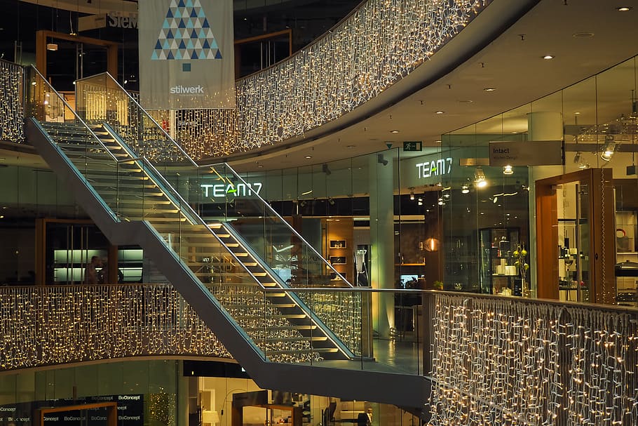architektura, moderní, svítí, město, světlo, budova, Vánoce, nákupní centrum, v rámci, Vánoční čas, vánoční dekorace