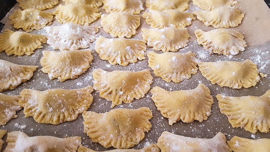 pastry on tray, pasta, tortellini, noodles, banquet, food, eat, edible, homemade pasta, italian, noodle dish