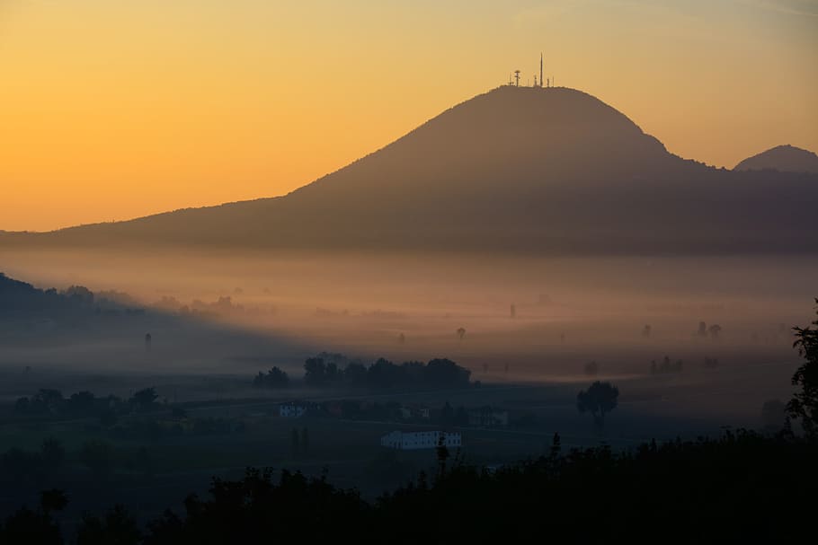 mlha, ranní slunce, zadní světlo, morgenstimmung, svítání, sluneční paprsek, světlo, hory v mlze, slunečního světla, atmosférický, nálada