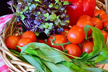 paradicsom gyümölcs, kosár, zöldségek, beszerzés, piac, mezőgazdasági termelők helyi piacán, paradicsom, zsázsa, sango retek zsázsa, paprika, fokhagyma