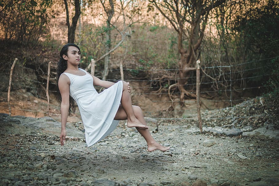 woman, posing, air, photography, nature, tree, outdoors, nice, levitation, photoshop, vintage