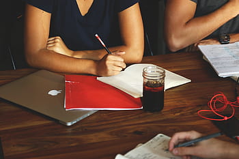 hold, møde, arbejder, noter, kontor, forretning, notesblok, skrivning, penne, bord, macbook