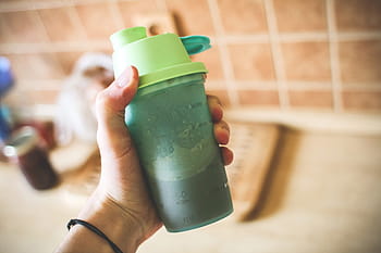 fitness gainer / protein, gainer / protein, shake, hombre, Holding, Fitness, Gainer, batido de proteínas, bebida, ejercicio, salud