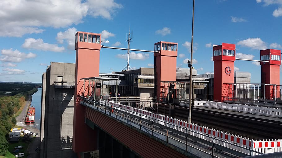 scharnebeck, lodní výtah, technologie, vodní cesty, elbeseitenkanal, lüneburg, věže, Vodní nádrž, výšková kompenzace, Lodní doprava, transportweg