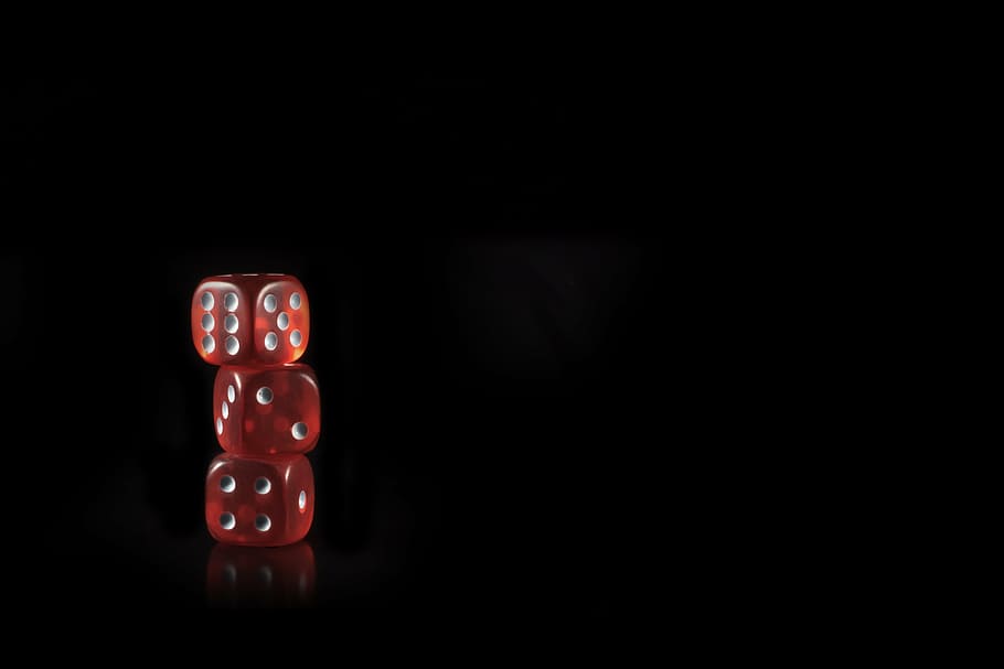 cube, gambling, play, light, glass cube, win, pay, hope, addiction, addicted to gambling, profit