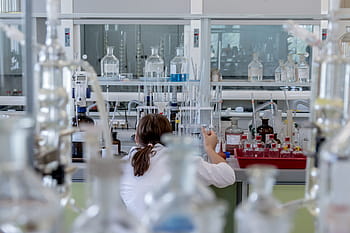 女性、 研究室、 分析、 診断、 病院、 チューブ、 テスト、 研究、 医療、 医師、 メディック