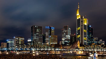 frankfurt am hlavní německo, panoráma, architektura, mrakodrap, noc, panoráma města, světla, voda, město, budova, moderní
