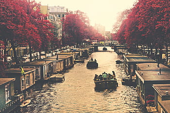 several, boats, full, people, middle, canal, urban, city, day, riding, canoe