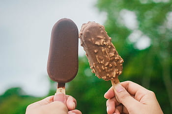 személy, holding, két, popsicles, jégkrémet, jégkrém, természet, párok, emberi testrész, emberi kéz, édes étel