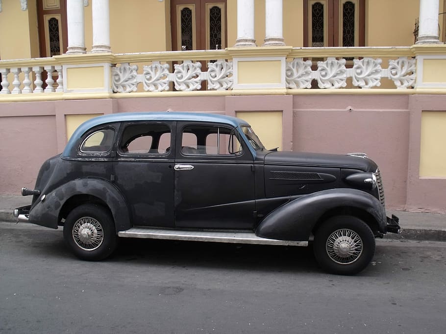 Černá, klasický, 3-dveře, 3-dveře hatchback, zaparkováno, přední, žlutá, budova, během dne, kuba, starý