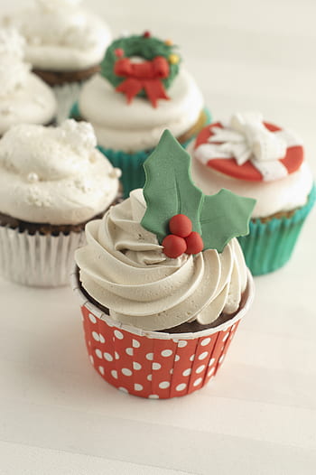 holiday, cupcakes, dessert, christmas, chocolate, sweet, baked, frosting, cake, cream, icing