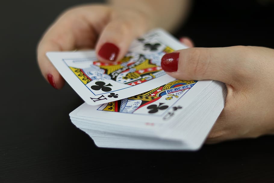 place-cards-poker-place-cards-game-table-poker-face.jpg