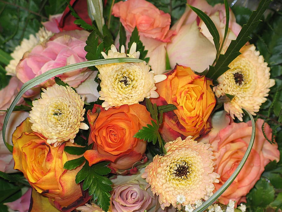 bouquet, give, flowers on table, give pleasure, flowers, celebration, beautiful, flower gift, bridal bouquet, congratulations, festival