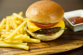 brioška buchta, hranolky, kečup, cheeseburger, brioška, drdol, jídlo pití, hamburger, jídlo, hovězí, maso