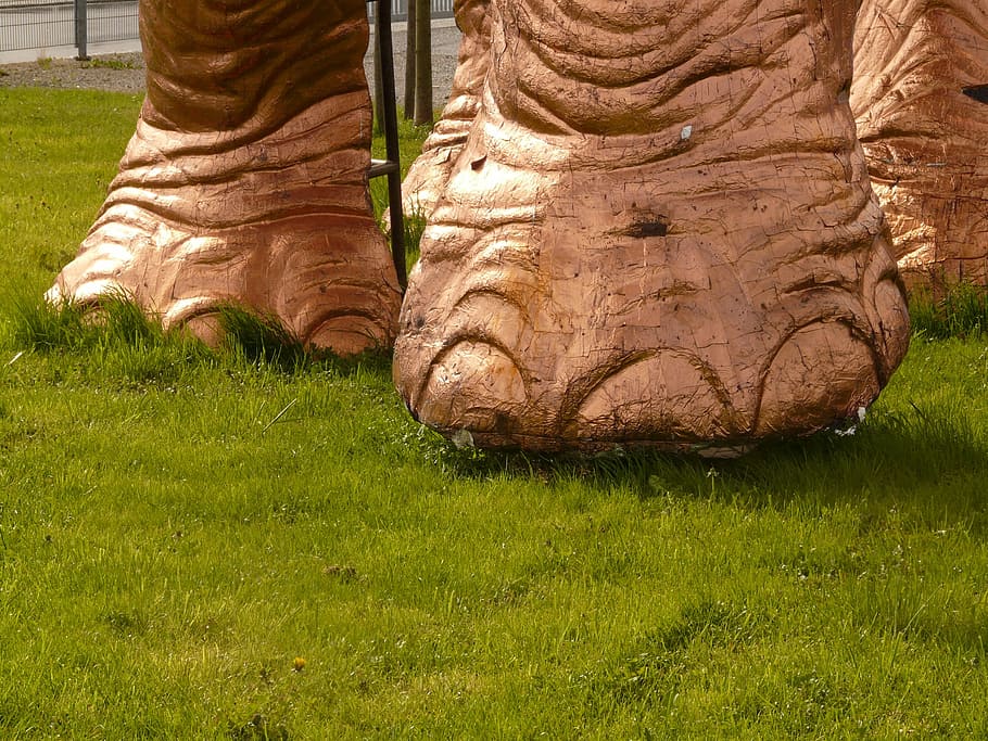 Foot, Ten, Elephant, Run, elephant foot, elephant, run, go, animal, sculpture, dinosaur, grass