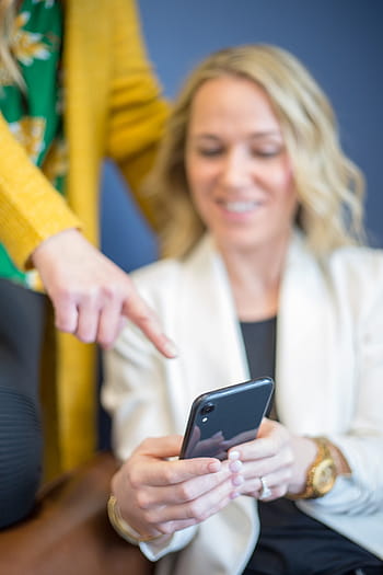 žena, telefon, technologie, online, polohovací, prohlížení, Setkání, profesionální, chytrý telefon, podnikání, spolupracovníci