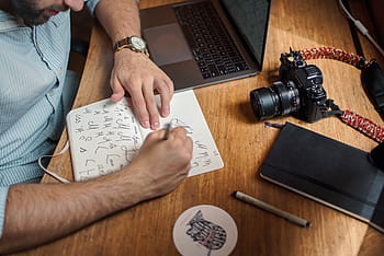 man, schrift, papier, laptop, computer, camera, elektronisch, technologie, kantoor, werk, bureau
