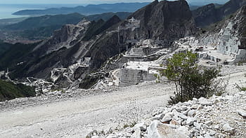 quarry, marble, carrara, tuscany, sea, site, james bond 007, quantum of solace, location, daniel craig