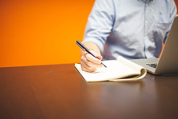 attività commerciale, lavoro, ufficio, scrivania, il computer portatile, macbook, computer, tecnologia, scrittura, taccuino, penna