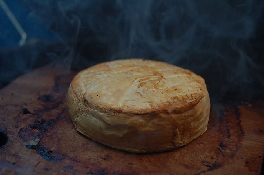 cheese, camembert, grill, smoke, food, bread, flour, wood - Material, bakery, loaf of Bread, freshness