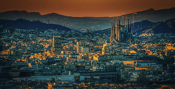 město poblíž hor, barcelona, město, Španělsko, sagrada família, architektura, ulice, Dovolená, staré Město