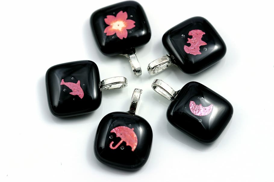 glass, fused glass, jewellery, jewelry, pendant, black, fashion, necklace, accessories, flower, bat