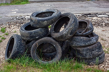 kypsä, vanhat renkaat, mikro-muovi, auto renkaat, roska, villi jäte, hävittäminen, ympäristö, muovi-, saastuminen, kumi