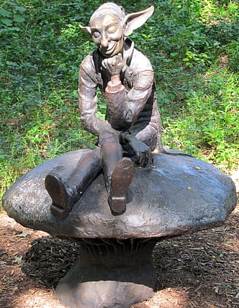 pixie, elf, gnome, sprite, gremlin, troll, nymph, fairy, sculpture, statue, bronze