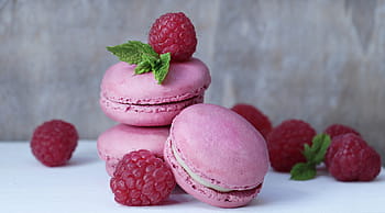berry french macaroon, macarons, raspberries, mint, pastries, french pastries, tender, fruits, red fruits, meringue pastries, double biscuits