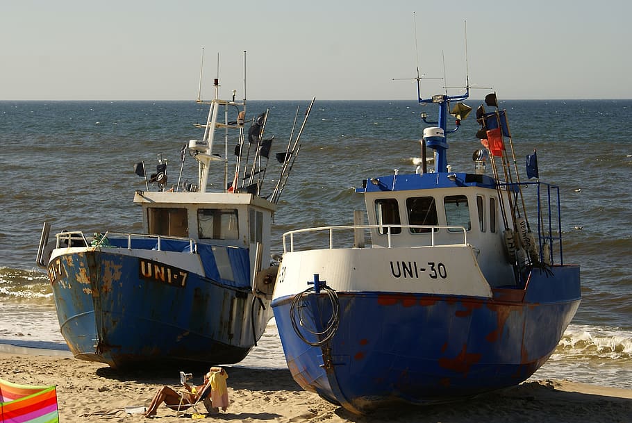 barcos, cortadores, cortador, barco, mar, playa, la costa, refugio, mar polaco, pesca, barcos en la playa