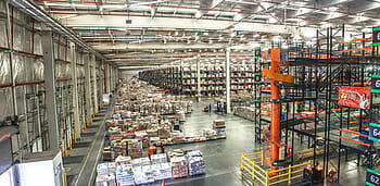 šedá, ocelové policové regály, distribuční centrum, rozdělení, logistiky, logistické platformy, logistické budovy, stodola, sklad, továrna, průmysl