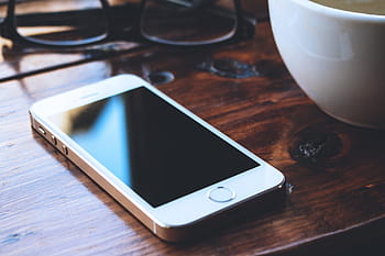 kávový šálek, bílý, mobilní, pohybliví, stůl, brýle, iphone, technologie, káva, sdělení, marketing, telefon
