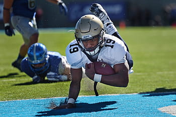 mělký, zaostřovací fotografie, nfl hráč, Fotbal, americký, hra, běžec, míč, Běžet zpátky, nosič koule, přistání