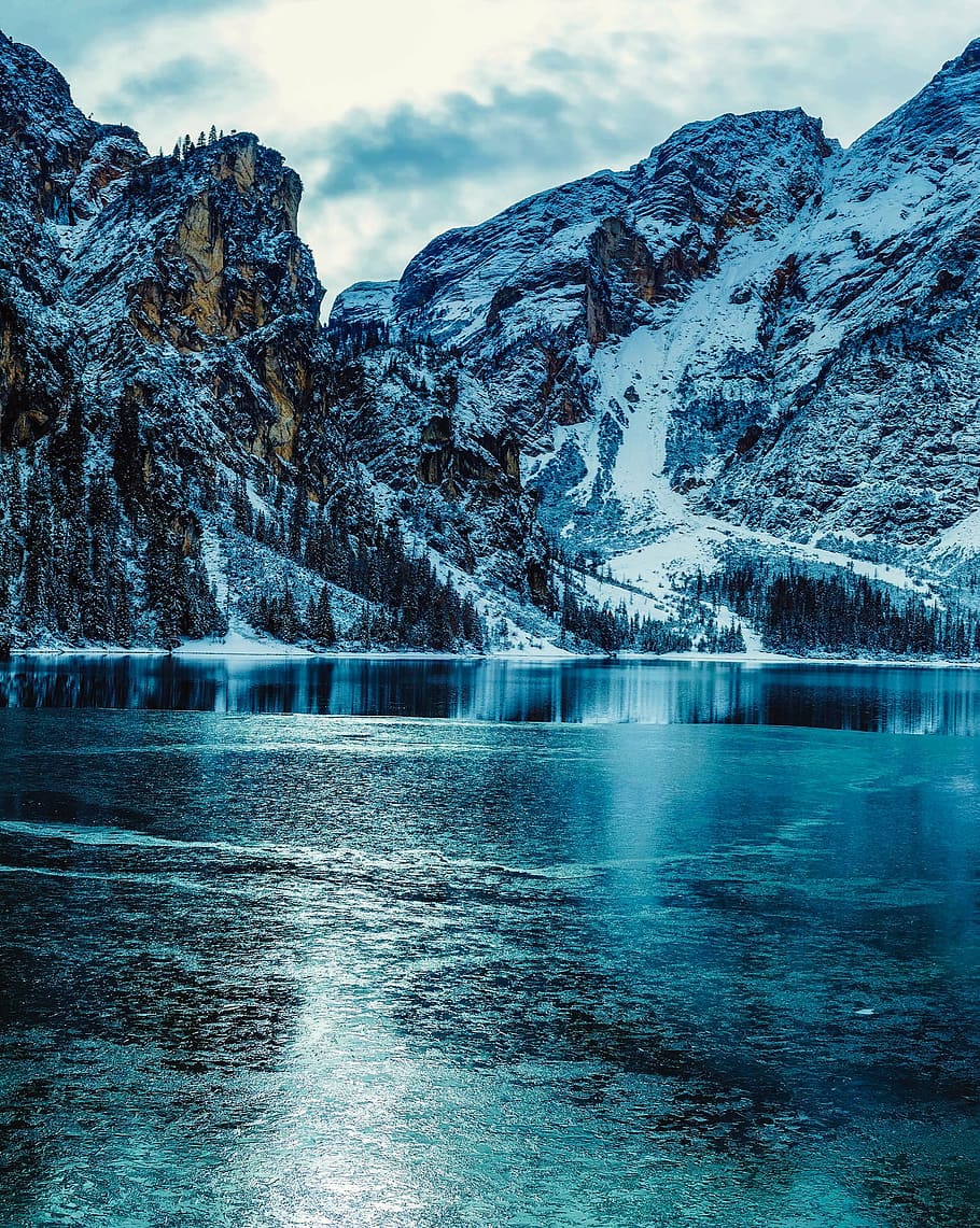 calm, body, water, mountain, covered, snow, white, cloudy, sky, daytime, italy