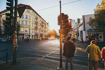 budynek, Miasto, ulica, Droga, ruch drogowy, światło, skrzyżowanie, pieszy, samochód, pojazd, pas ruchu