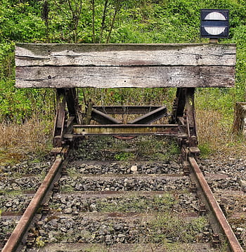 brake buffer stop, buffer stop, end of track, track completion, wooden beams, weathered, rusty, stump track, buffer weir, buffer, railway line