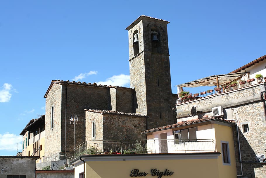 loro cuiffenna, tuscany, church, architecture, italy