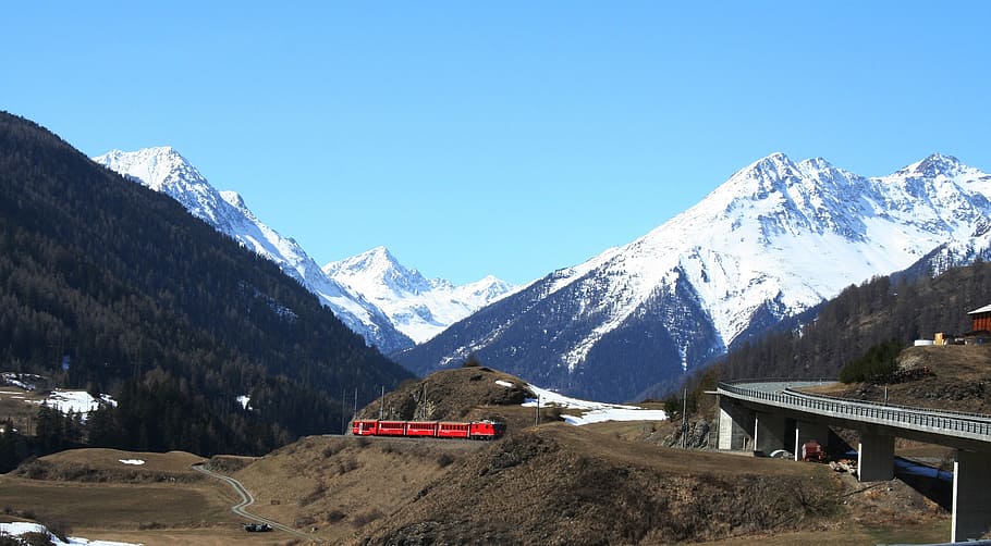 rhaetian, train, locomotive, traffic, gleise, seemed, transport, railway station, route, railway, red