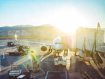 bianca, aereo, grigio, calcestruzzo, marciapiede, giorno, aeroporto, mezzi di trasporto, pista di decollo, linea aerea, camion