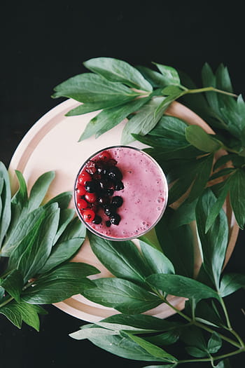 fruit, shake, glass, raspberry, blackberry, food, drink, smoothie, green, leaf, plant