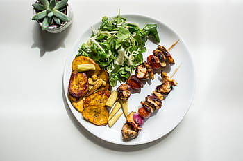 παϊδάκια, plantains, παλαιό, κοτόπουλο, σουβλάκια, υγιής, κρέας, κάτοψη, λευκό φόντο, φαγητό, πλάκα