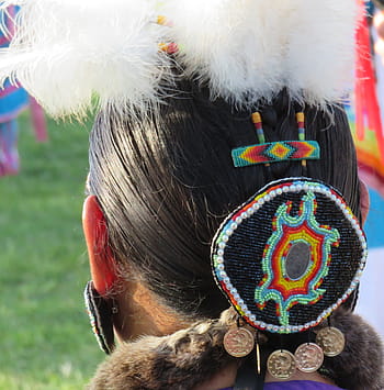 žena, šedozelená, Červené, čelenka, první národ, Pírko, korálky, indický, chippewa, anishinaabe, rodák