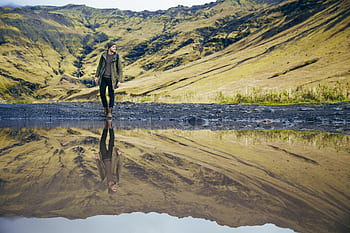 uomo, montagne, escursioni a piedi, acqua, riflessione, natura, all'aperto, al di fuori, trekking, avventura, viaggio