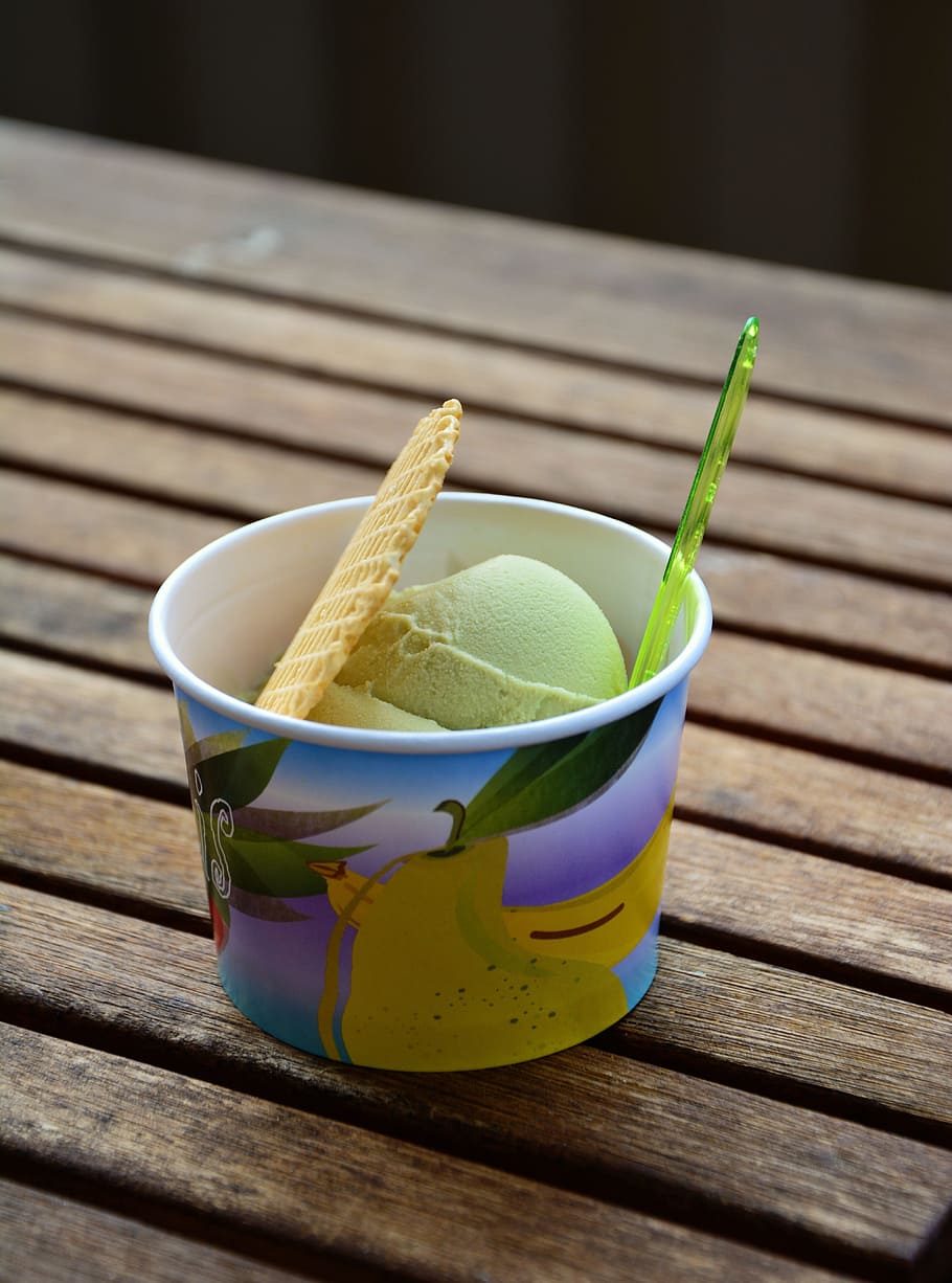 Ice Cream Sundae, Waffle, ice cream, ice, sweet, summer, pistachio ice cream, eat, suss, wood - Material, food