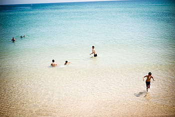 persone in riva al mare, natura, paesaggio, acqua, oceano, mare, spiaggia, persone, bambino, nuotare, sabbia