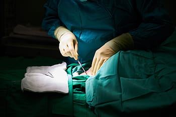man, holding, gray, hospital tool, surgery, hospital, doctor, operation, nurse, teamwork, the work