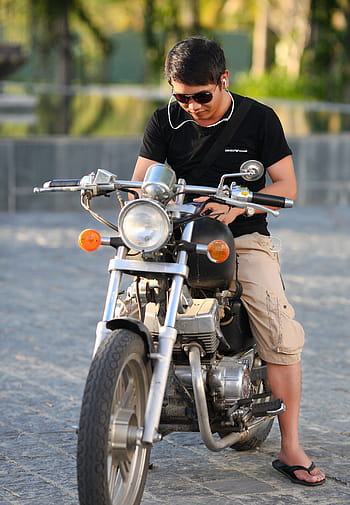 muž, nošení, Černá, tričko, khaki, šortky, jezdectví, motocykl, motorka, vozidlo, kolo