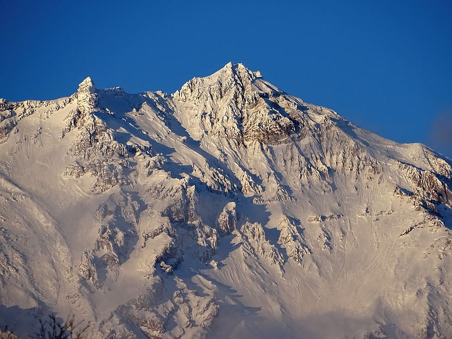 koryaksky volcano, top, rocks, stones, toxins, winter, snow, evening, sunset, landscape, nature