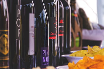 výstřel, Červené, lahve na víno, stůl, detailní, červené víno, jídlo pití, alkohol, nápoje, večírek, víno